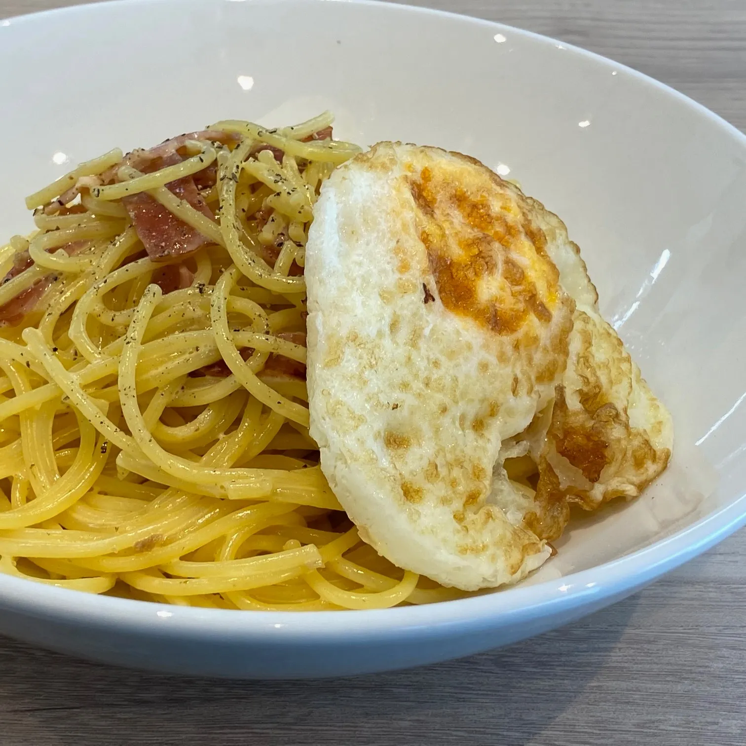 まかないパスタ（カルボナーラ）